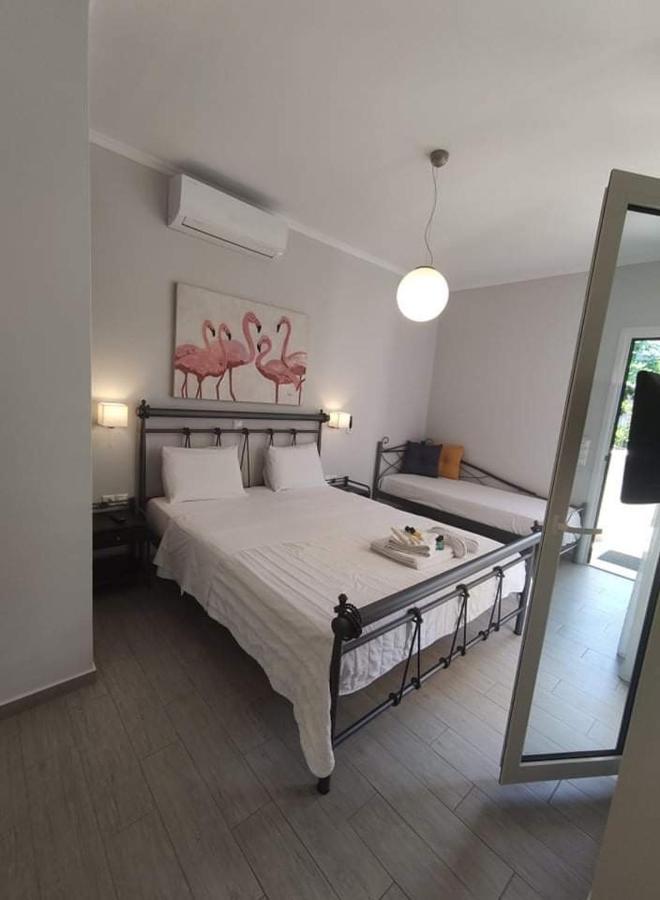 Tsoutis Rooms Almiropótamos 外观 照片