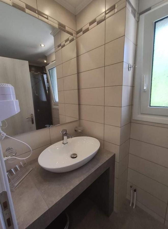 Tsoutis Rooms Almiropótamos 外观 照片